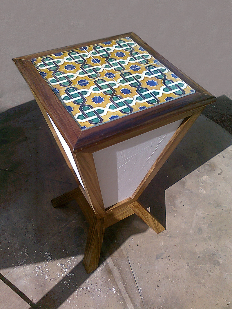 GT2-Side-Table