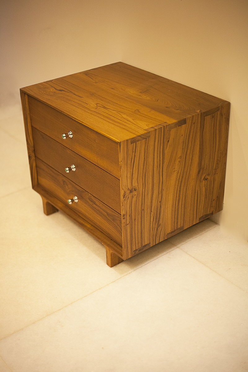 T1-Bedside-Table